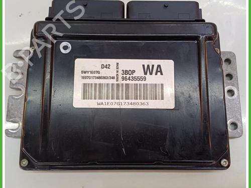 Used Engine control unit (ECU) Engine control unit (ECU) CHEVROLET AVEO / KALOS Hatchback (T200) 1.2 (72 hp) 40142046 40142046