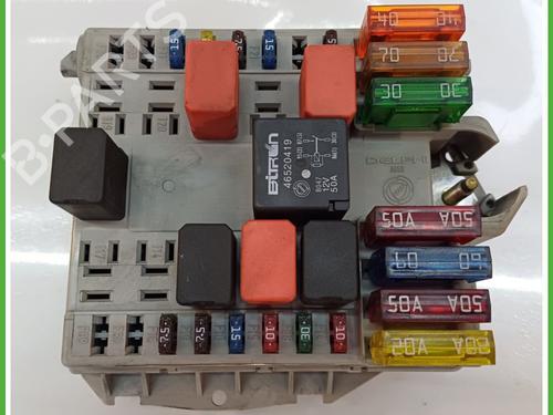 Used Fuse box FIAT PUNTO (188_) 1.2 60 (188.030, .050, .130, .150, .230, .250) (60 hp) 18711582
