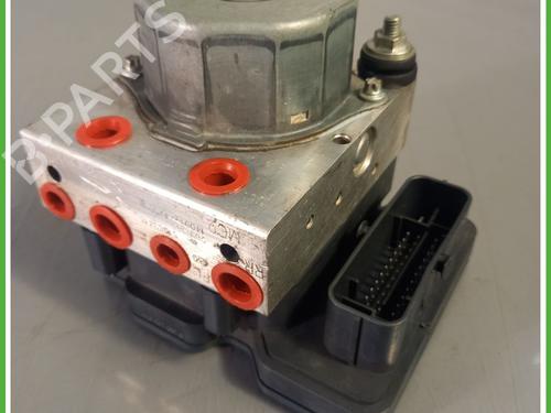 Used ABS pump FIAT PUNTO (199_) 1.3 D Multijet (75 hp) 30483206