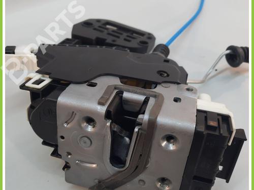 Front right lock MERCEDES-BENZ GLA-CLASS (X156) GLA 200 CDI / d (156.908) | BP11719880C97 