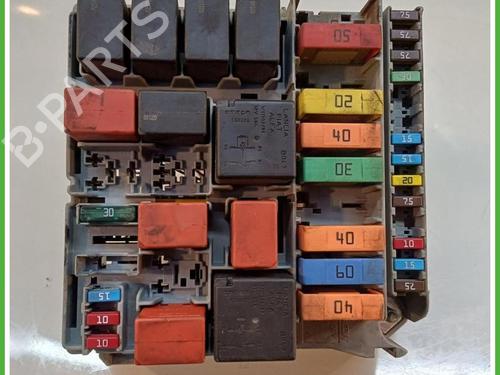 Used Fuse box Fuse box SEAT LEON (1P1) 1.9 TDI (105 hp) 40138054 40138054