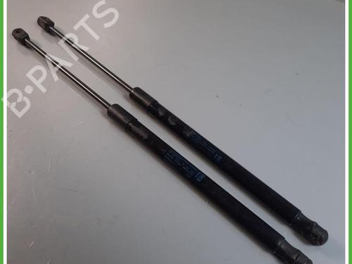 Used Tailgate lift support Tailgate lift support AUDI A4 B8 Avant (8K5) 2.0 TDI (143 hp) 40132577 40132577