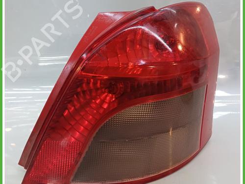 Høyre baklys TOYOTA YARIS (_P9_) 1.4 D-4D (NLP90_, NLP90R) (90 hp) 21028333