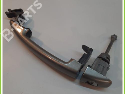 Used Front left exterior door handle CITROËN C4 Grand Picasso I (UA_) 2.0 HDi 138 (136 hp) 11367897