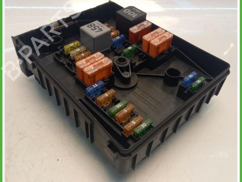 Fuse box VW GOLF V (1K1) 1.6 | BP30198173E1