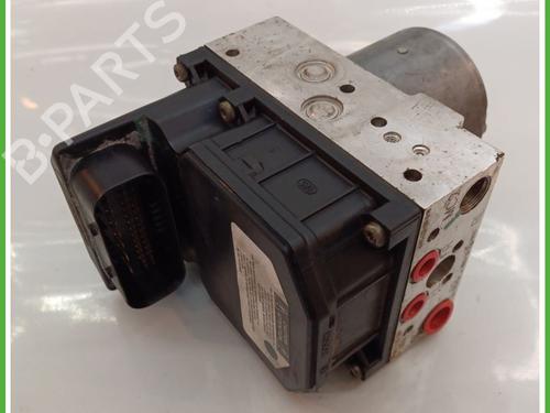 Used ABS pump TOYOTA COROLLA Verso (ZER_, ZZE12_, R1_) 1.6 (ZNR10_, ZNR10R) (110 hp) 18353925