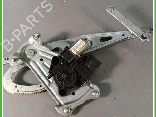 Lève-vitre avant gauche RENAULT MEGANE III Hatchback (BZ0/1_, B3_) 1.5 dCi (BZ09, BZ0D, BZ1W, BZ29, BZ14) (110 hp) 29498866