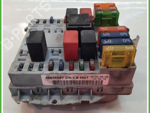 Fuse box CITROËN C3 Pluriel (HB_) 1.4 | BP40133174E1 - Image 2