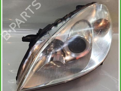 Used Left headlight Left headlight MERCEDES-BENZ B-CLASS Sports Tourer (W245) B 180 CDI (245.207) (109 hp) 40138145 40138145
