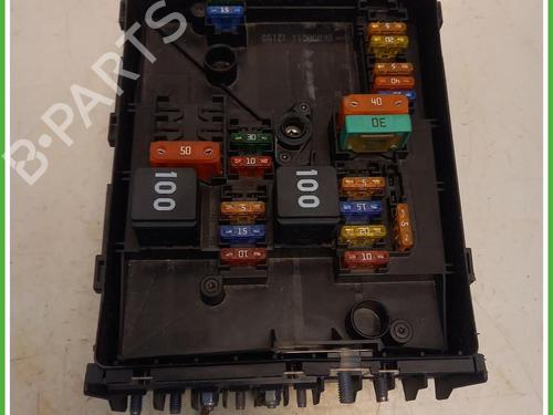 fuse-box-vw-golf-vi-5k1-2008-2009-2010-2011-2012-2013-2014-40074691 main image