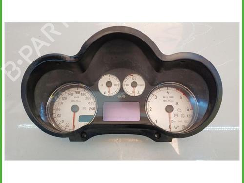 Used Instrument cluster Instrument cluster ALFA ROMEO 147 (937_) 1.9 JTDM 8V (937.AXD1A, 937.AXU1A, 937.BXU1A) (120 hp) 40147744 40147744