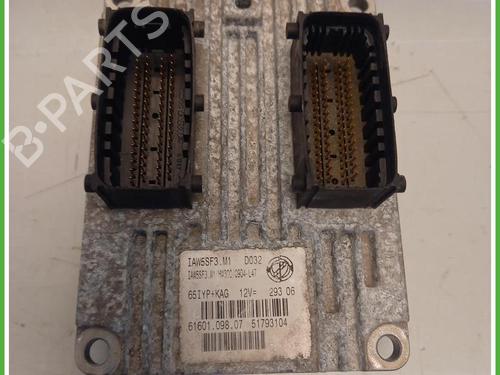 Used Engine control unit (ECU) Engine control unit (ECU) FIAT GRANDE PUNTO (199_) 1.2 (65 hp) 40073650 40073650