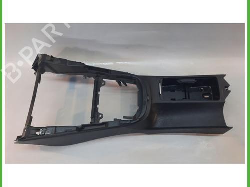 Armrest / Center console VW GOLF VI (5K1) 1.2 TSI | BP12588652I20 
