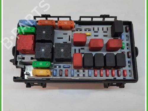 fuse-box-fiat-grande-punto-199_-2005-40133872 main image