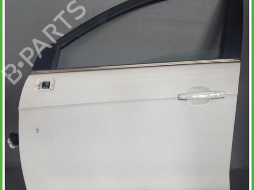 left-front-door-chevrolet-captiva-c100-c140-2006-40135255 main image