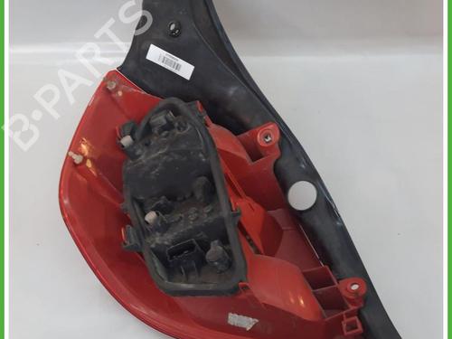 Right taillight BMW 1 (E81) 118 d | BP40132628C35 - Image 2