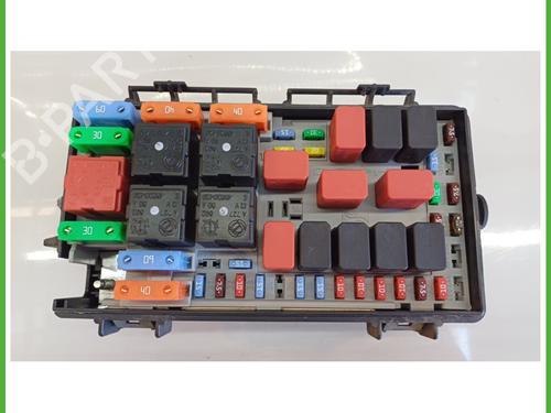 Used Fuse box FIAT GRANDE PUNTO (199_) 1.3 D Multijet (75 hp) 19083992