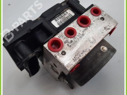 Used ABS pump NISSAN NOTE (E11, NE11) 1.4 (88 hp) 11369579