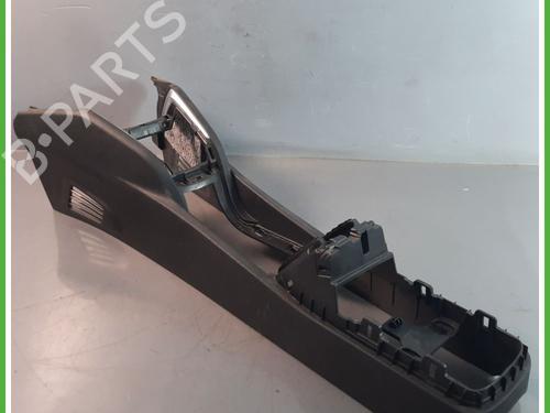 Armrest / Center console PEUGEOT 208 I (CA_, CC_) 1.6 HDi | BP14912318I20 