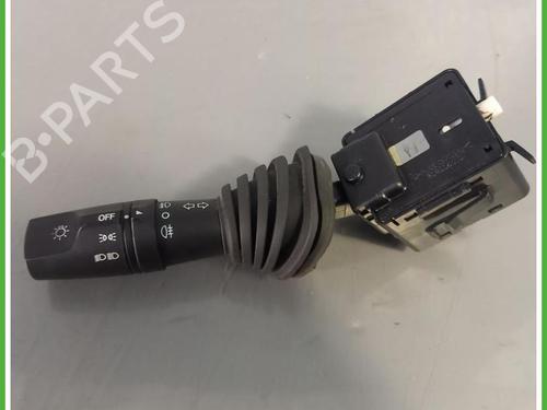 switch-chevrolet-captiva-c100-c140-2006-40148498 main image