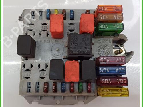 Used Fuse box Fuse box FIAT PUNTO (188_) 1.2 60 (188.030, .050, .130, .150, .230, .250) (60 hp) 40140444 40140444