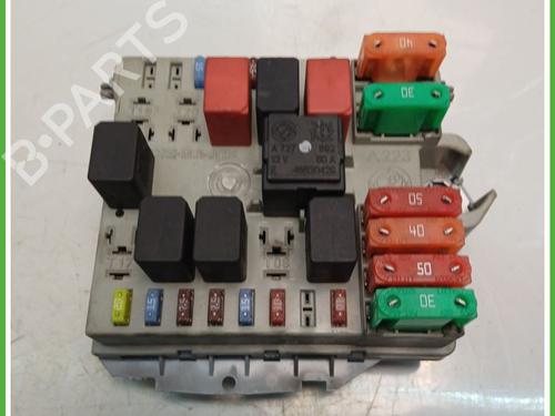 Used Fuse box ALFA ROMEO 147 (937_) 1.6 16V T.SPARK ECO (937.AXA1A, 937.BXA1A) (105 hp) 31012998