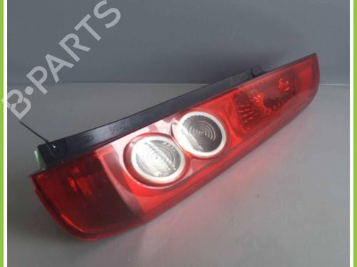 Used Right taillight FORD FIESTA V (JH_, JD_) 1.4 TDCi (68 hp) 13628793