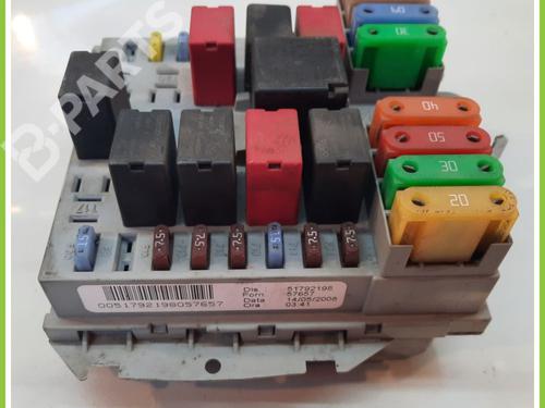 Fuse box LANCIA YPSILON (843_) 1.3 D Multijet (843.AXF11, 843.AXF1A, 843.AXM11,... | BP11817800E1 