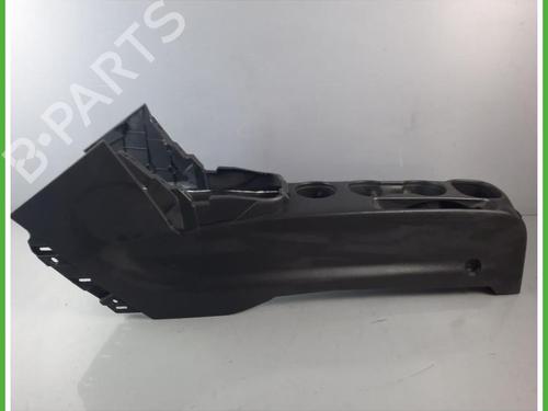 middle-console-chevrolet-trax-2012-40132817 main image