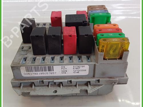 Fuse box LANCIA YPSILON (843_) 1.2 (843.AXA1A) | BP20233655E1 