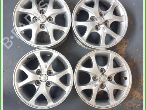 Used Wheel set Wheel set TOYOTA YARIS (_P1_) 1.3 (SCP12_, SCP13_, SCP12R, SCP13R) (87 hp) 40075451 40075451