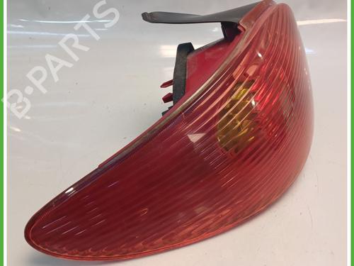 Right taillight PEUGEOT 206 Hatchback (2A/C) 1.4 i | BP25154253C35 