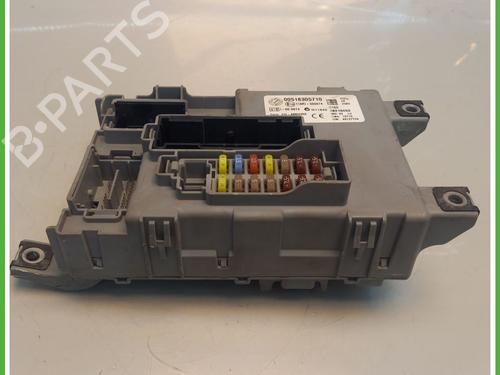 Fuse box FIAT 500 (312_) 1.2 (312AXA1A) | BP29563864E1