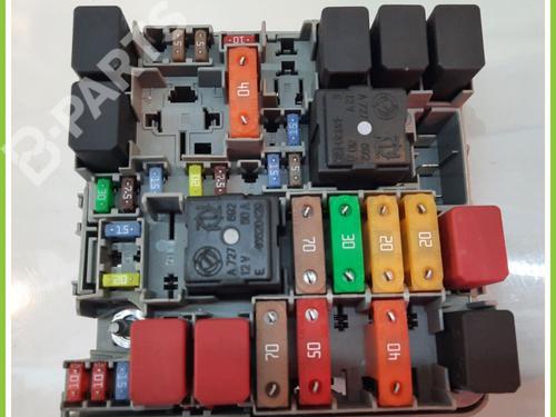 Used Fuse box FIAT PUNTO EVO (199_) 1.2 (65 hp) 11756624