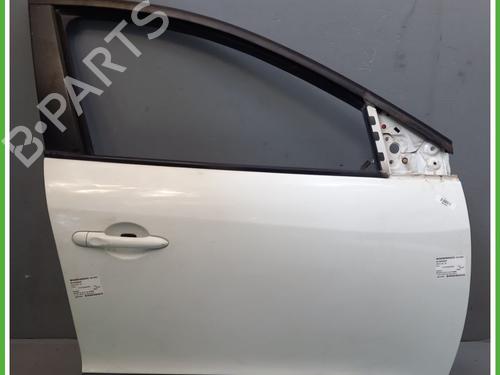 Used Right front door RENAULT MEGANE III Hatchback (BZ0/1_, B3_) 1.5 dCi (BZ09, BZ0D, BZ1W, BZ29, BZ14) (110 hp) 30451408