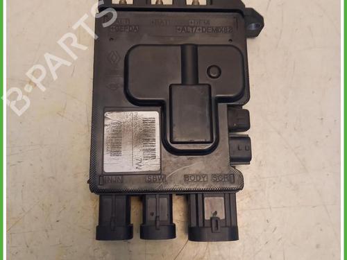 Used Control unit Control unit RENAULT MEGANE III Grandtour (KZ0/1) 1.5 dCi (KZ09, KZ0D, KZ1G, KZ29, KZ14, KZ1W, KZ10, KZ1F,... (110 hp) 40076426 40076426