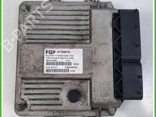 Used Engine control unit (ECU) Engine control unit (ECU) LANCIA YPSILON (843_) 1.3 D Multijet (843.AXF11, 843.AXF1A, 843.AXM11,... (75 hp) 40131307 40131307