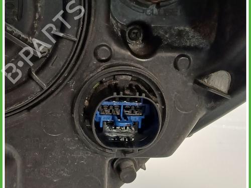 Right headlight KIA SORENTO III (UM) 2.2 CRDi | BP26733233C29 