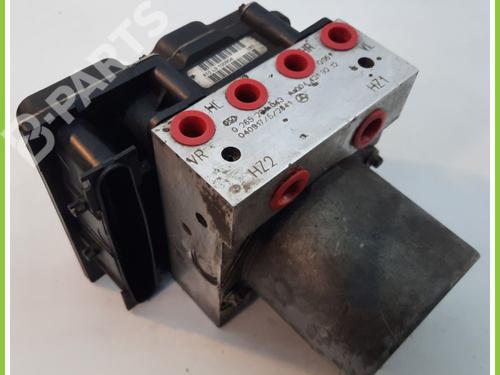 Used ABS pump PEUGEOT 206 Hatchback (2A/C) 1.4 i (75 hp) 11370285