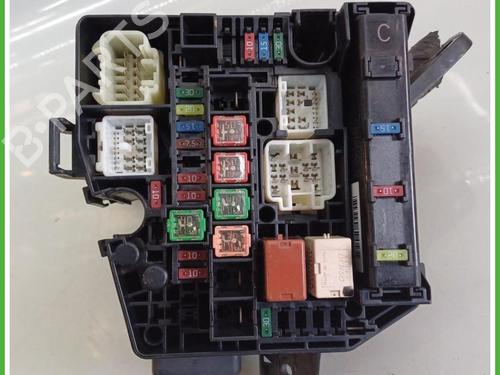 Used Fuse box Fuse box TOYOTA YARIS (_P9_) 1.33 VVT-i (NSP90_, NSP90R) (100 hp) 40141534 40141534
