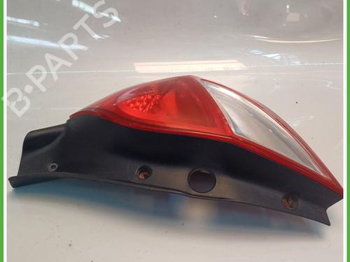 Right taillight RENAULT CLIO III (BR0/1, CR0/1) 1.2 16V Hi-Flex (BR1U, CR1U) | BP27820357C35 