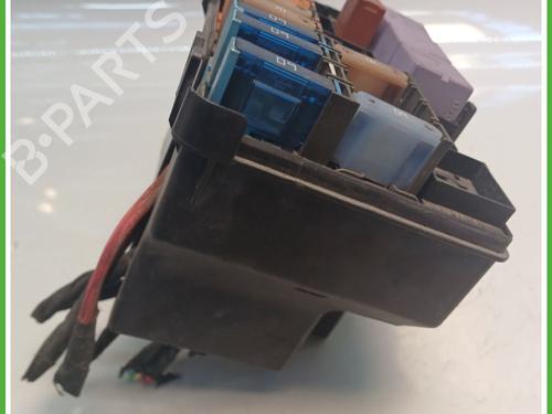Fuse box RENAULT ESPACE IV (JK0/1_) 1.9 dCi (JK0U, JK0G) | BP21586731E1 