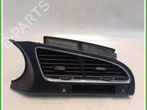 Used Air vent Air vent PEUGEOT 3008 II SUV (MC_, MR_, MJ_, M4_) 1.6 BlueHDi 120 (120 hp) 40073929 40073929