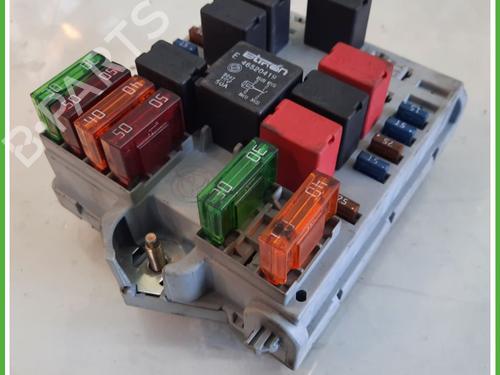 Fuse box ALFA ROMEO 147 (937_) 1.6 16V T.SPARK ECO (937.AXA1A, 937.BXA1A) | BP15357513E1 
