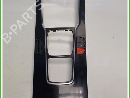 Accoudoir central PEUGEOT 508 SW I (8E_) 2.0 HDi (163 hp) 24873583