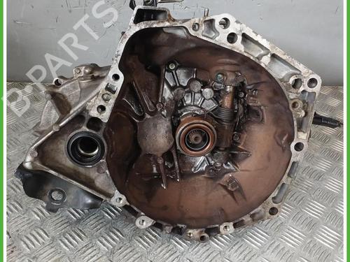 Used Gearbox Gearbox TOYOTA AYGO (_B1_) 1.0 (KGB10_, KGB10R) (68 hp) 40074464 40074464