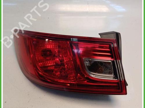 right-taillight-renault-clio-iv-bh_-2012-2013-2014-2015-2016-2017-2018-2019-2020-2021-40145016 main image