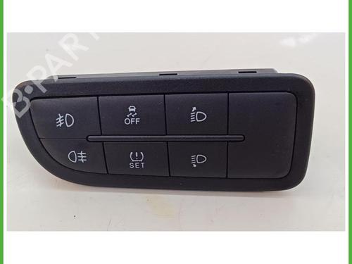 Used Left front window switch Left front window switch FIAT TIPO Hatchback (356_, 357_) 1.6 D (356HXG1B, 356HXG11) (120 hp) 40142248 40142248