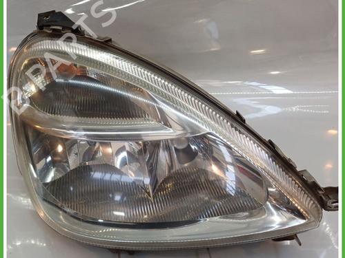 Used Right headlight MERCEDES-BENZ A-CLASS (W168) A 140 (168.031, 168.131) (82 hp) 18785029