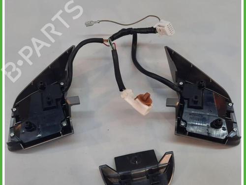 Steering wheel controls SUBARU XV (_GP_) 2.0 D AWD (GPD) | BP40134623E15 - Image 6